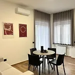 Апартаменты Dimore Urbane - Contemporary Living *