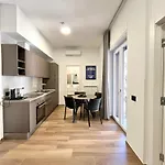 Dimore Urbane - Contemporary Living Салерно
