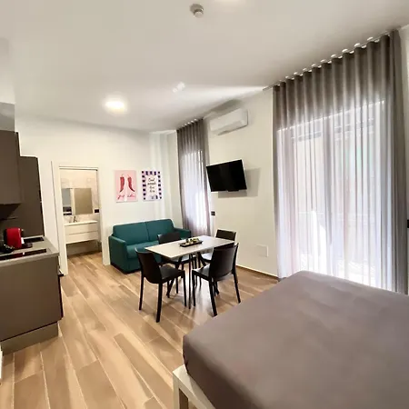 아파트 Dimore Urbane - Contemporary Living 살레르노