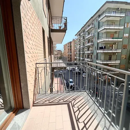 Dimore Urbane - Contemporary Living Салерно