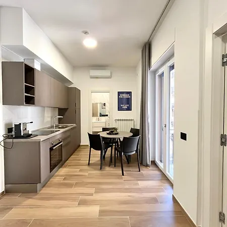 Dimore Urbane - Contemporary Living Салерно